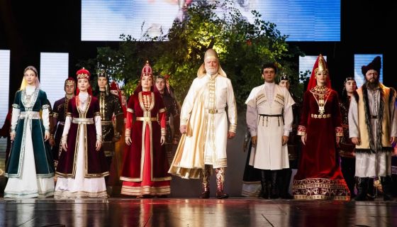 Пластический спектакль «Нарты. Новое время древнего искусства»