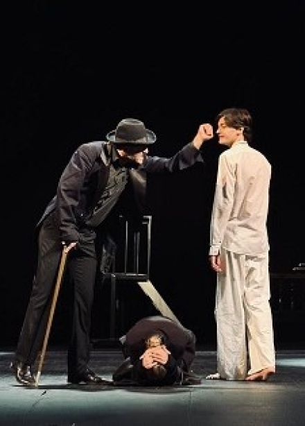 Спектакль «Овод»